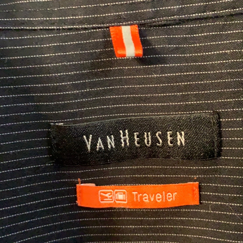 Van Heusen Mens Traveler Dress Shirt XL 15.5/33 Black with stripes Wrinkle Free - Picture 2 of 8